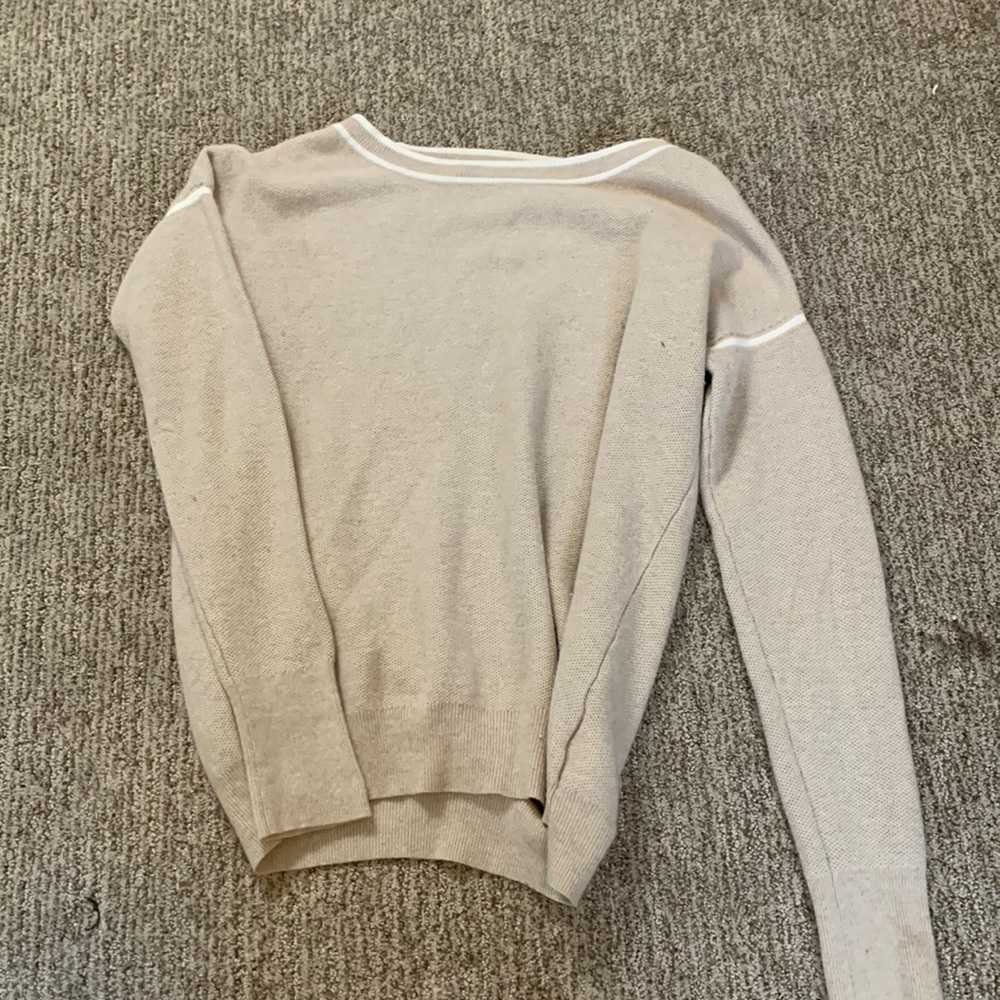 crew neck sweater